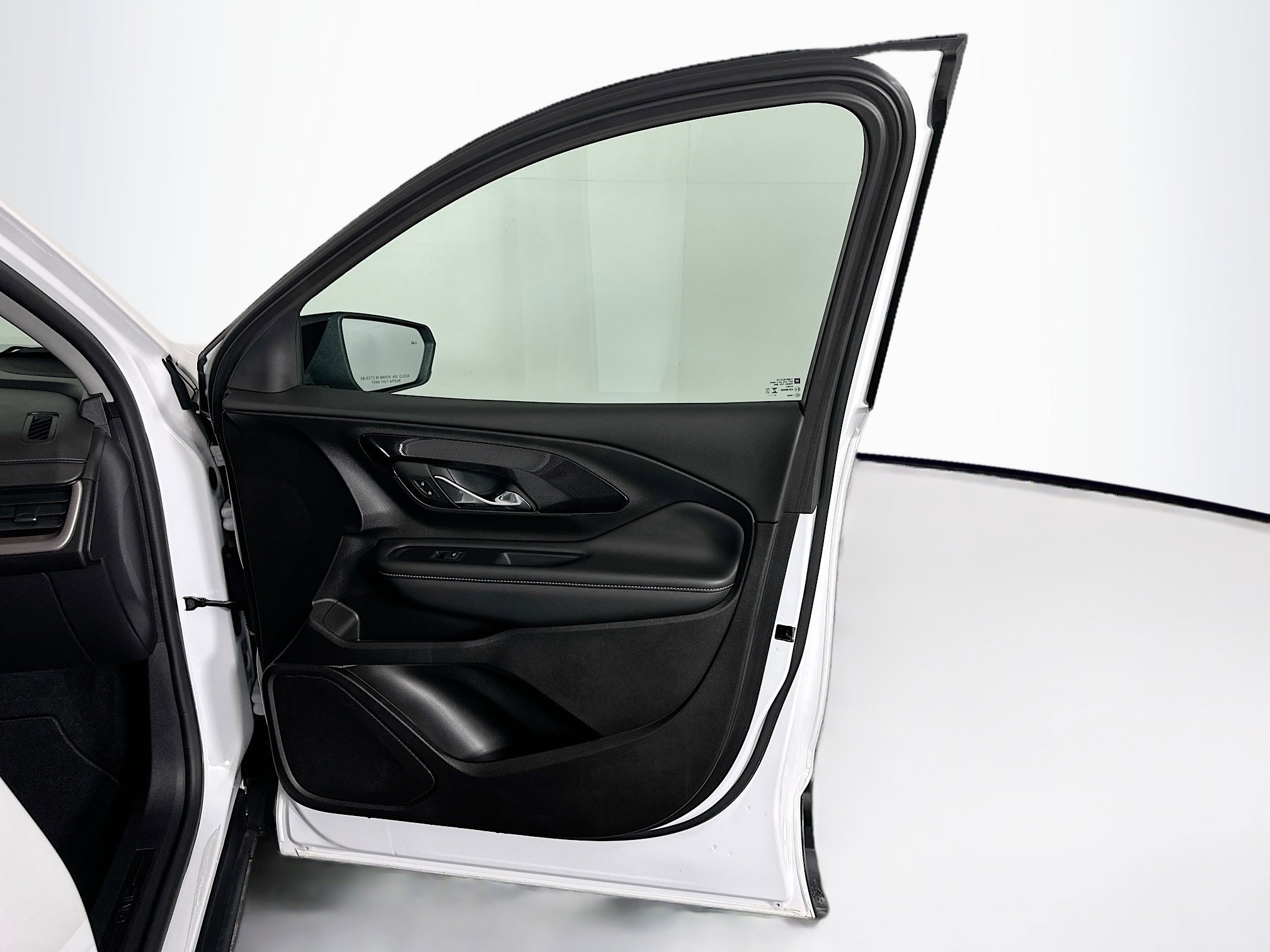 Used 2024 GMC Terrain AT4 image 34