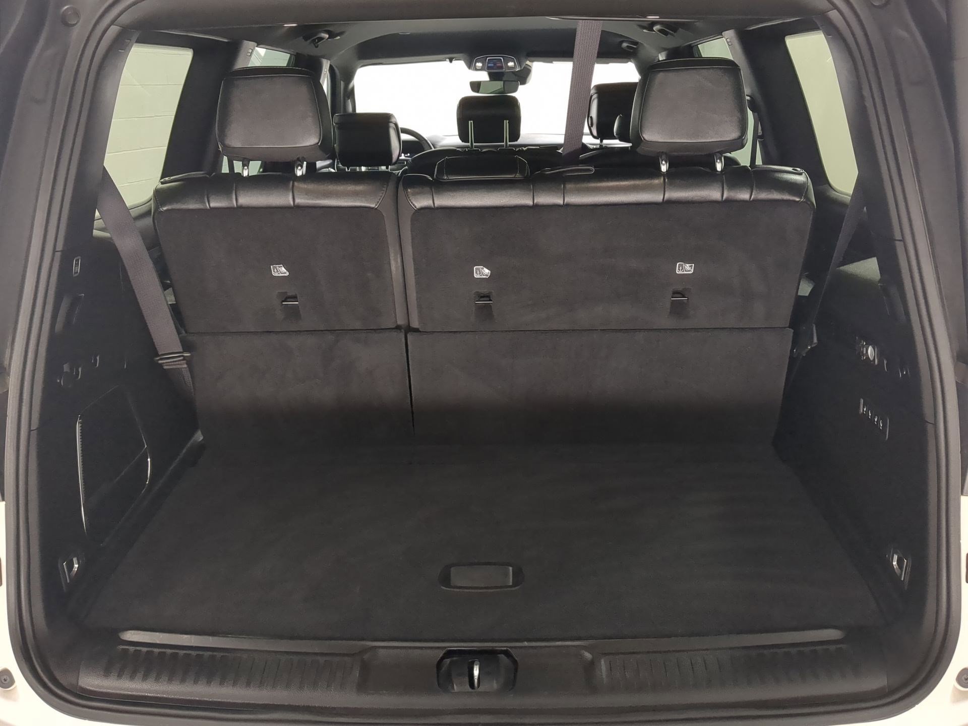 Used 2023 Jeep Wagoneer Series III w/ Preferred Equipment Group image 23