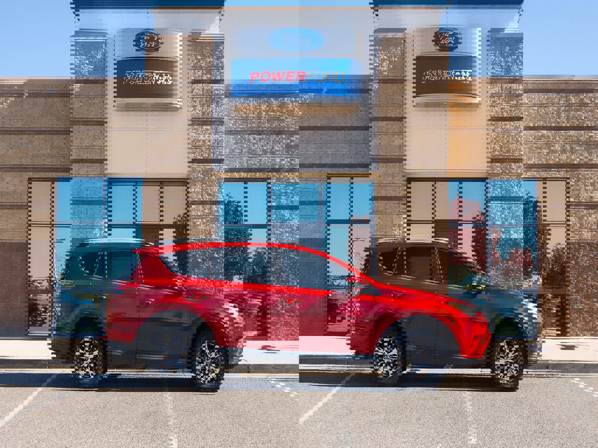 Used 2016 Toyota RAV4 XLE image 5