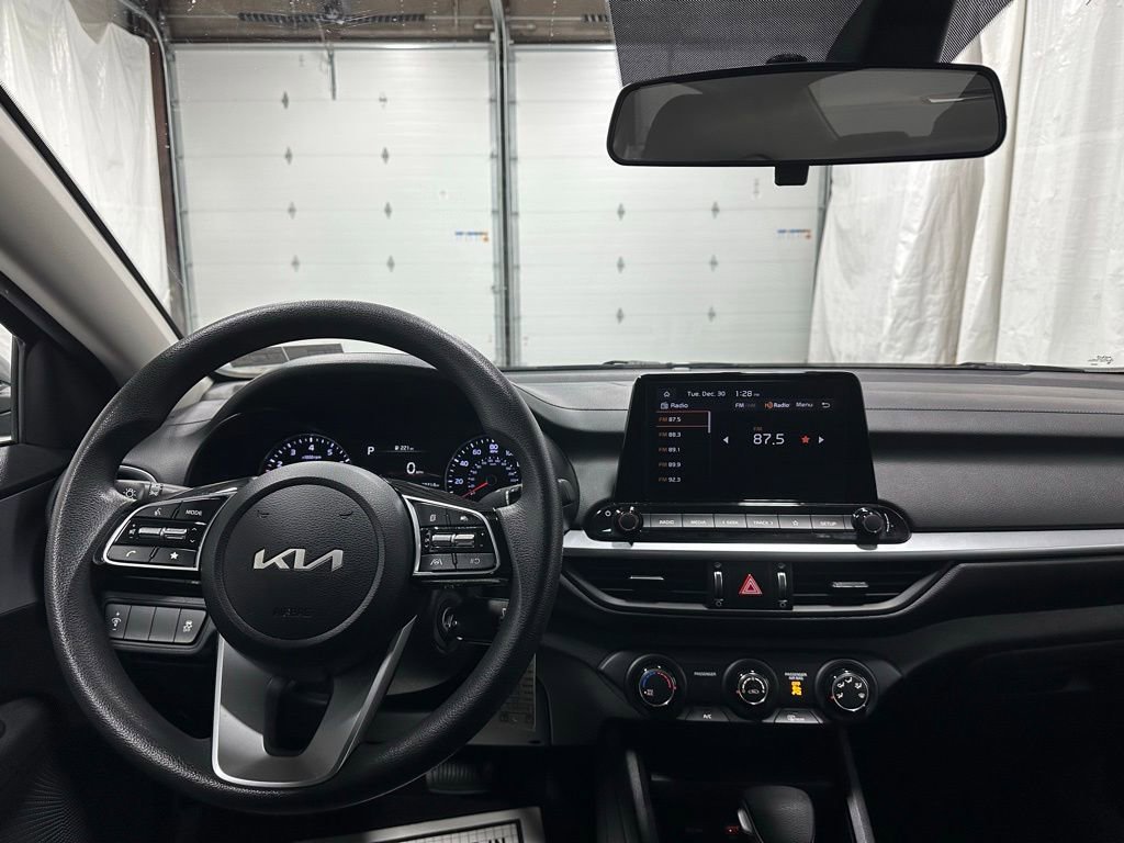 Used 2024 Kia Forte LXS image 16