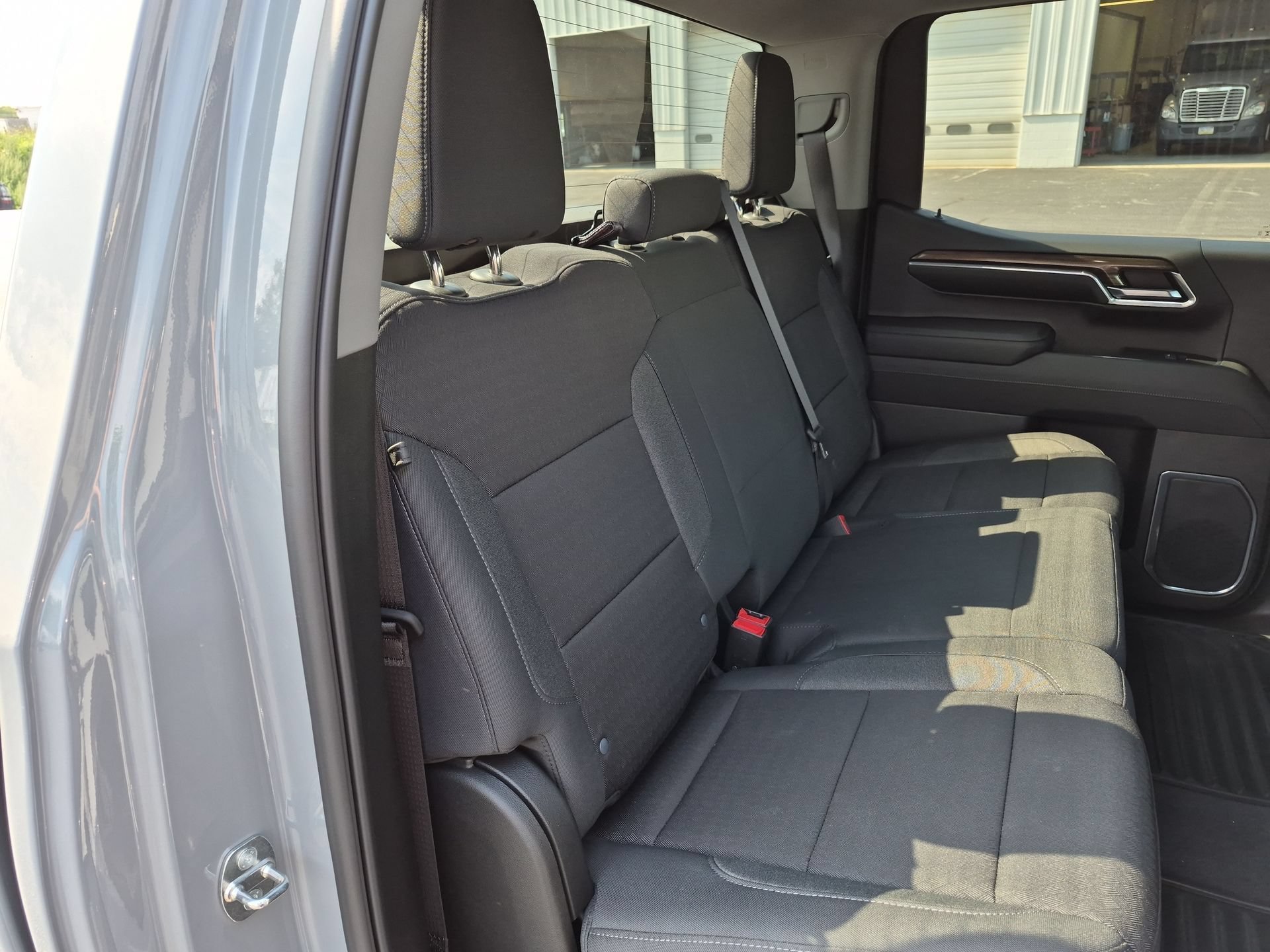 Certified 2024 Chevrolet Silverado 1500 LT AWD/4WD image 27