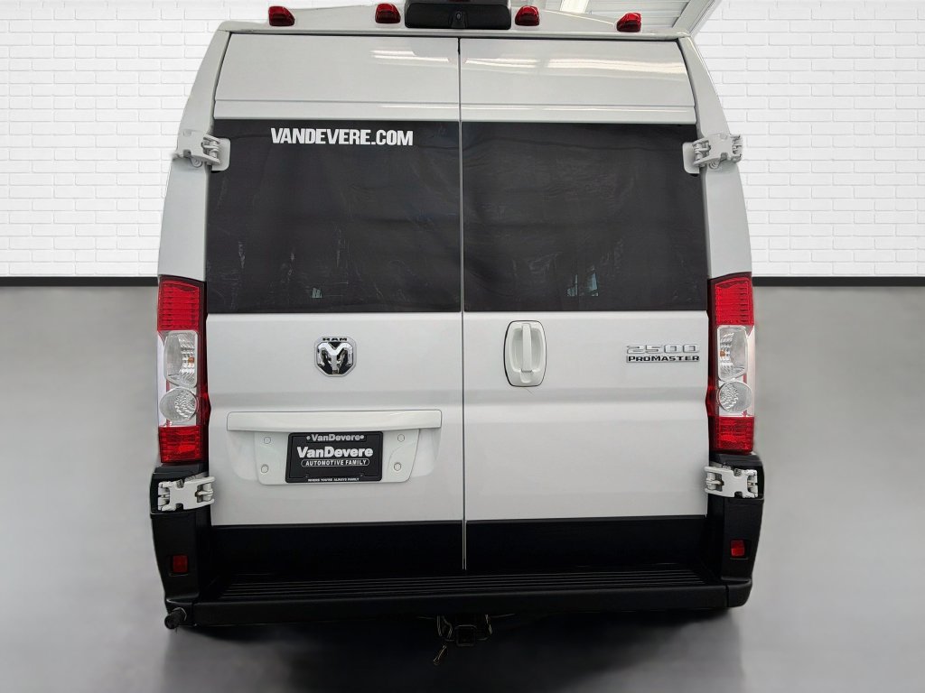 Used 2023 RAM ProMaster 2500 w/ Premium Convenience Group (B) FWD image 9