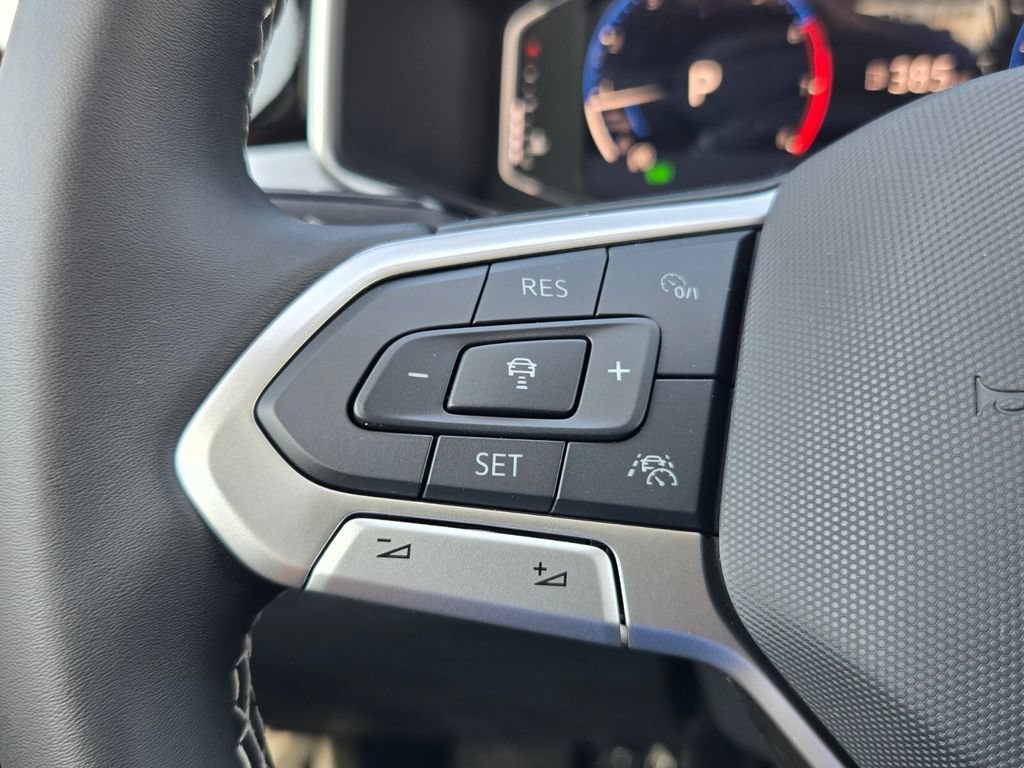 New 2026 Volkswagen Taos SEL AWD/4WD image 13