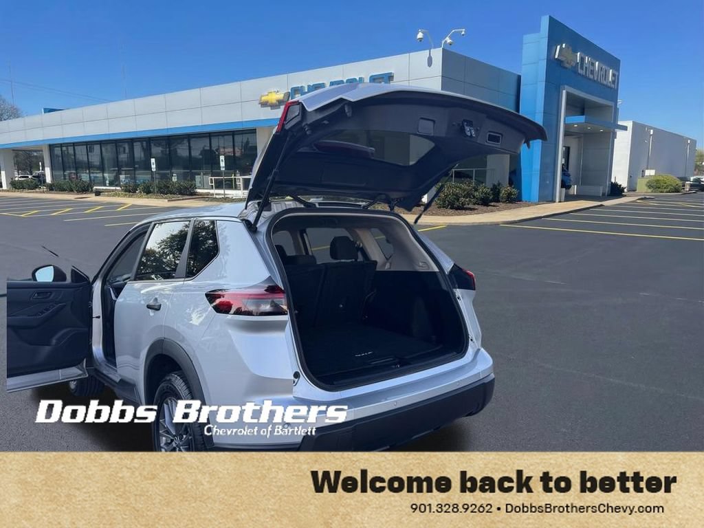 Used 2024 Nissan Rogue S FWD image 36