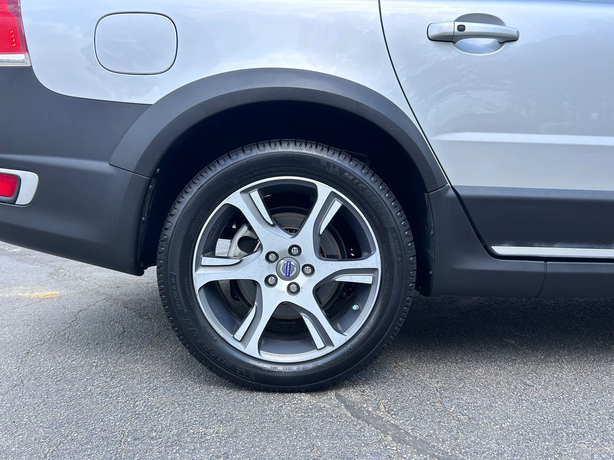 Used 2014 Volvo XC70 T6 image 15