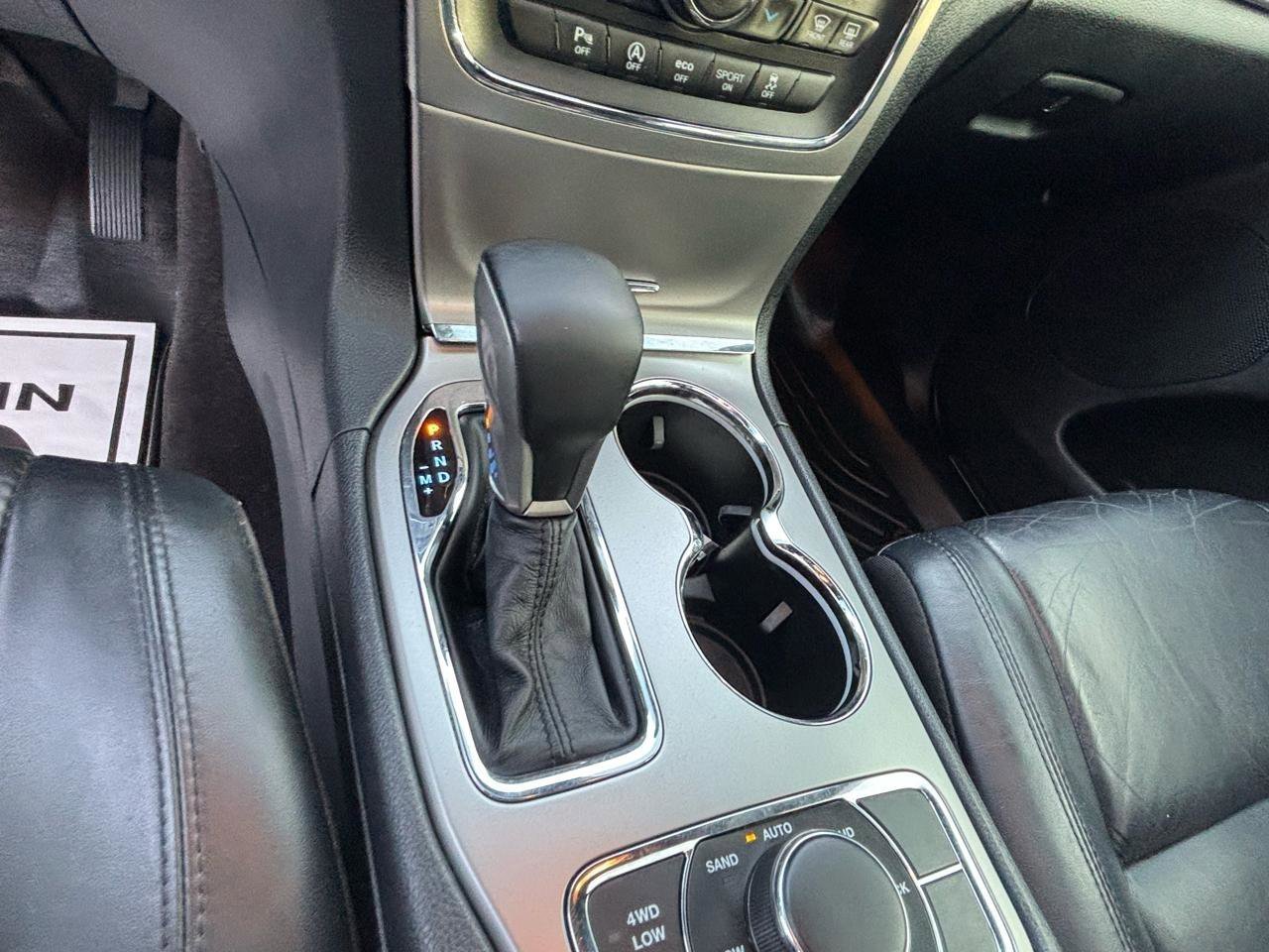 Used 2018 Jeep Grand Cherokee Limited AWD/4WD image 14