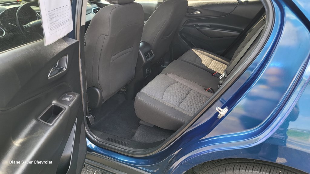 Used 2019 Chevrolet Equinox LT w/ Driver Convenience Package FWD image 25