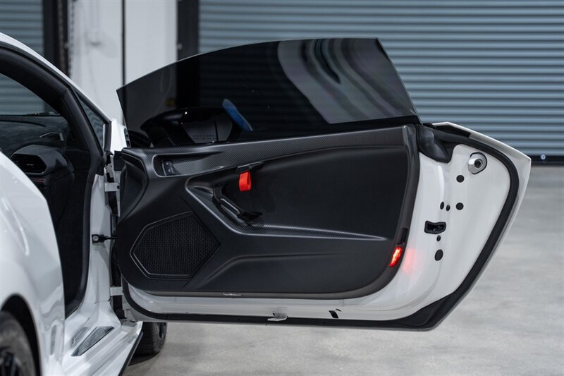 Used 2022 Lamborghini Huracan STO RWD image 30