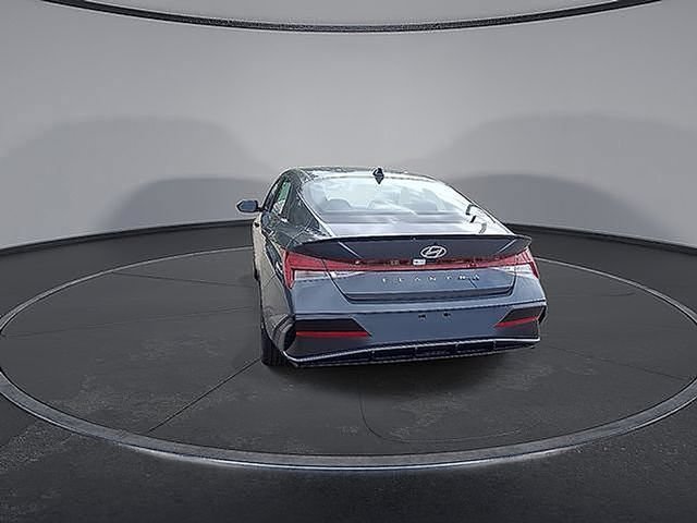 New 2026 Hyundai Elantra SEL Sport Premium FWD image 10