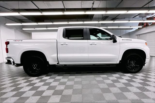 Used 2024 Chevrolet Silverado 1500 RST AWD/4WD image 16