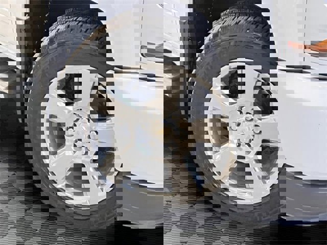 Used 2018 Chevrolet Silverado 1500 LT w/ All Star Edition image 24