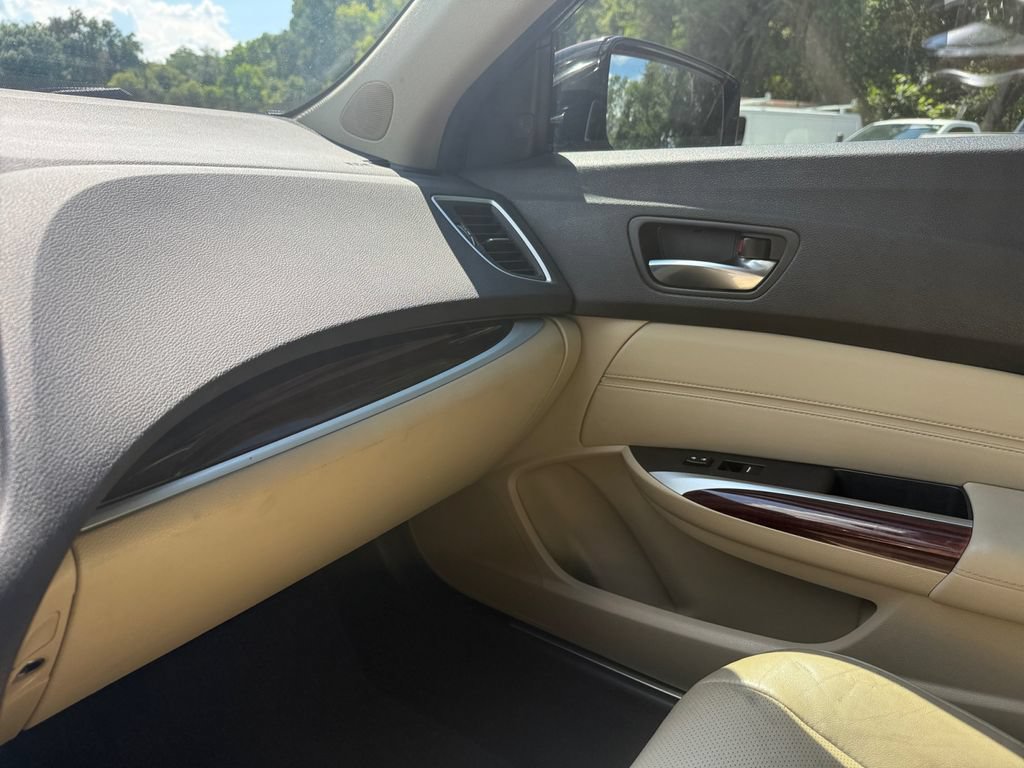 Used 2017 Acura TLX V6 w/ Technology Package FWD image 24