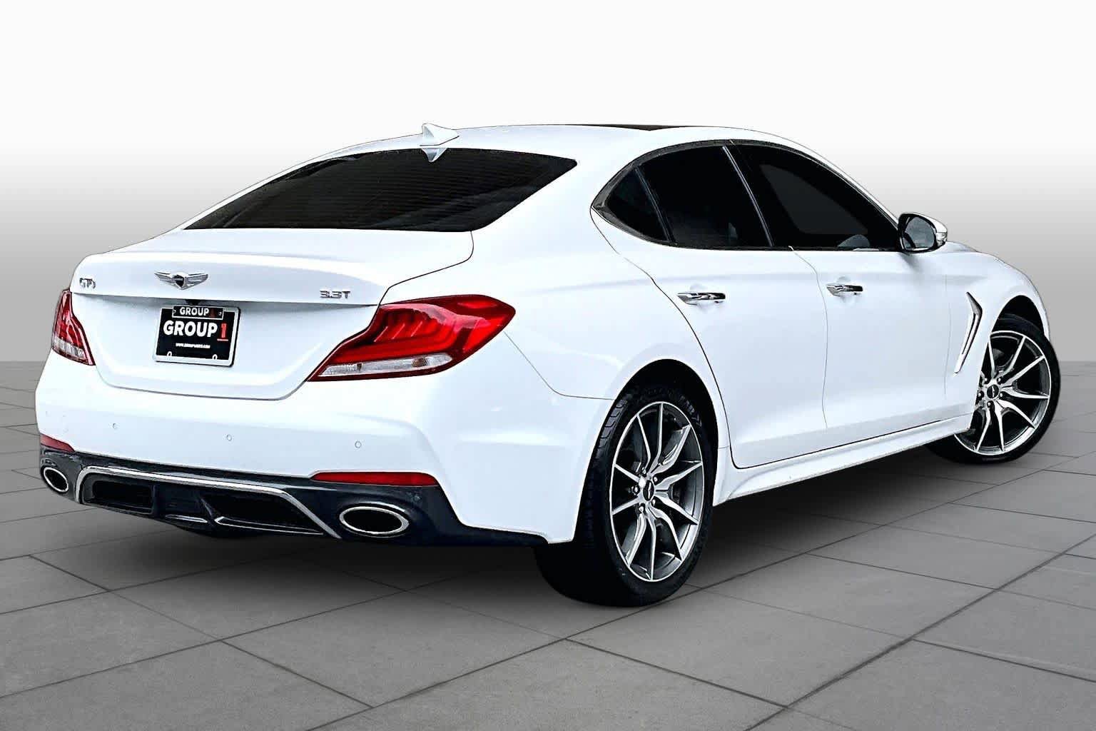 Used 2019 Genesis G70 3.3T Advanced w/ Elite Package RWD image 13