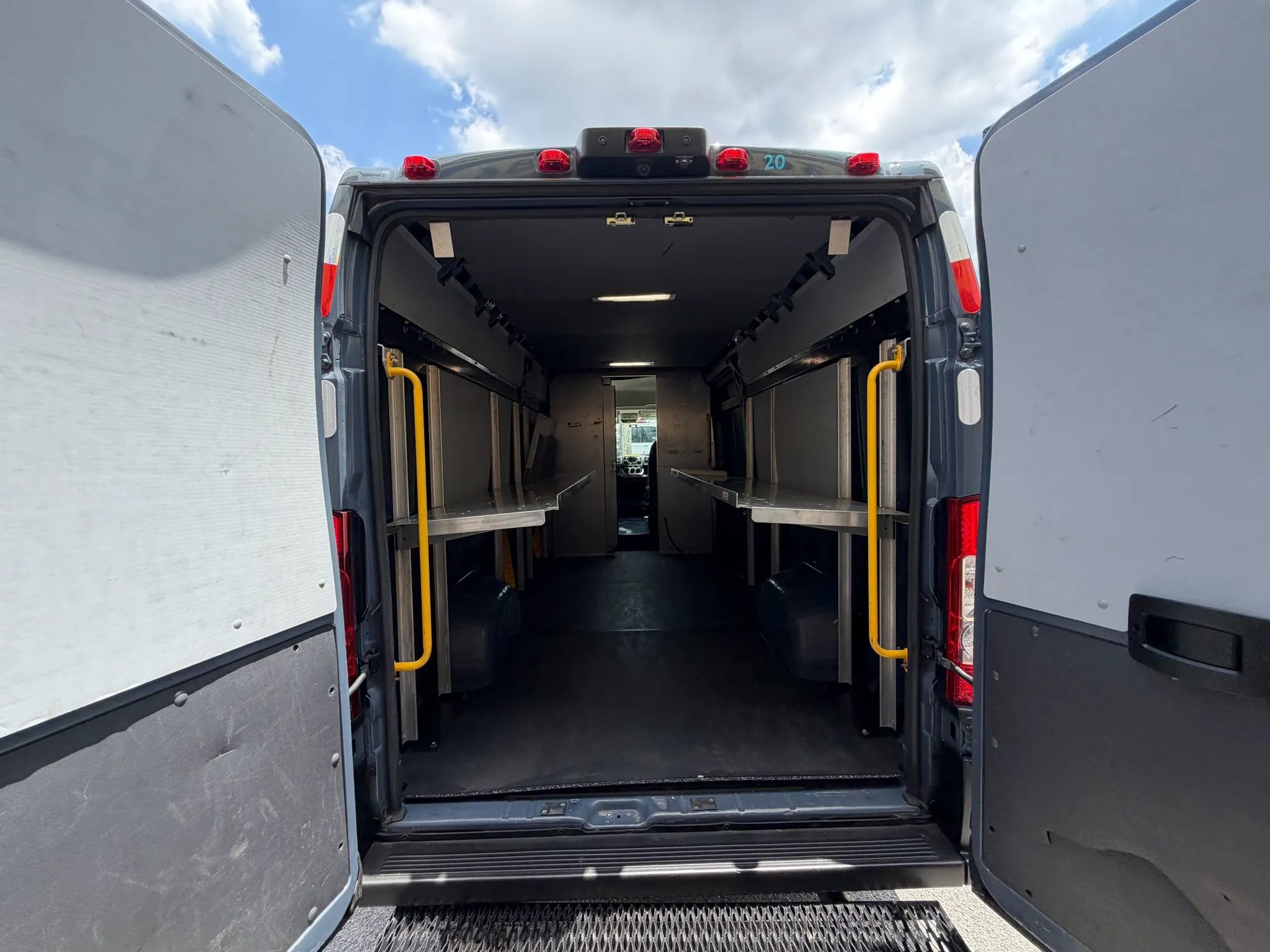 Used 2021 RAM ProMaster 3500 FWD image 5