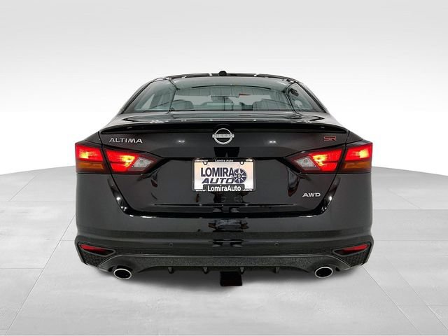 Used 2024 Nissan Altima 2.5 SR AWD/4WD image 9