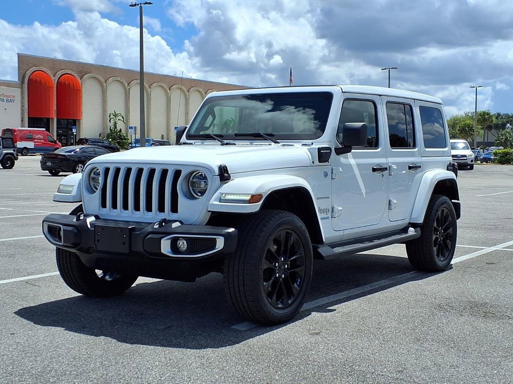 Used 2021 Jeep Wrangler Unlimited Sahara w/ Cold Weather Group image 3