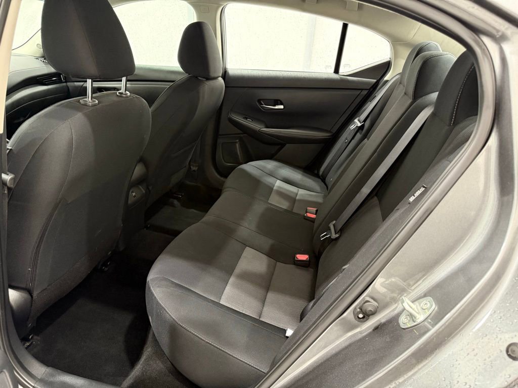 Used 2023 Nissan Sentra SV image 13