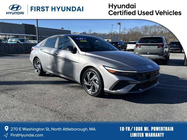 Used 2025 Hyundai Elantra Sport image 1