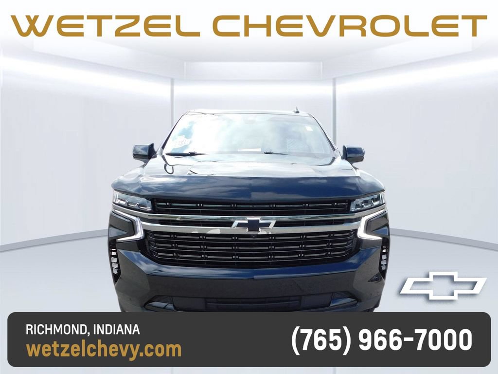 Certified 2022 Chevrolet Suburban RST w/ Luxury Package AWD/4WD image 8