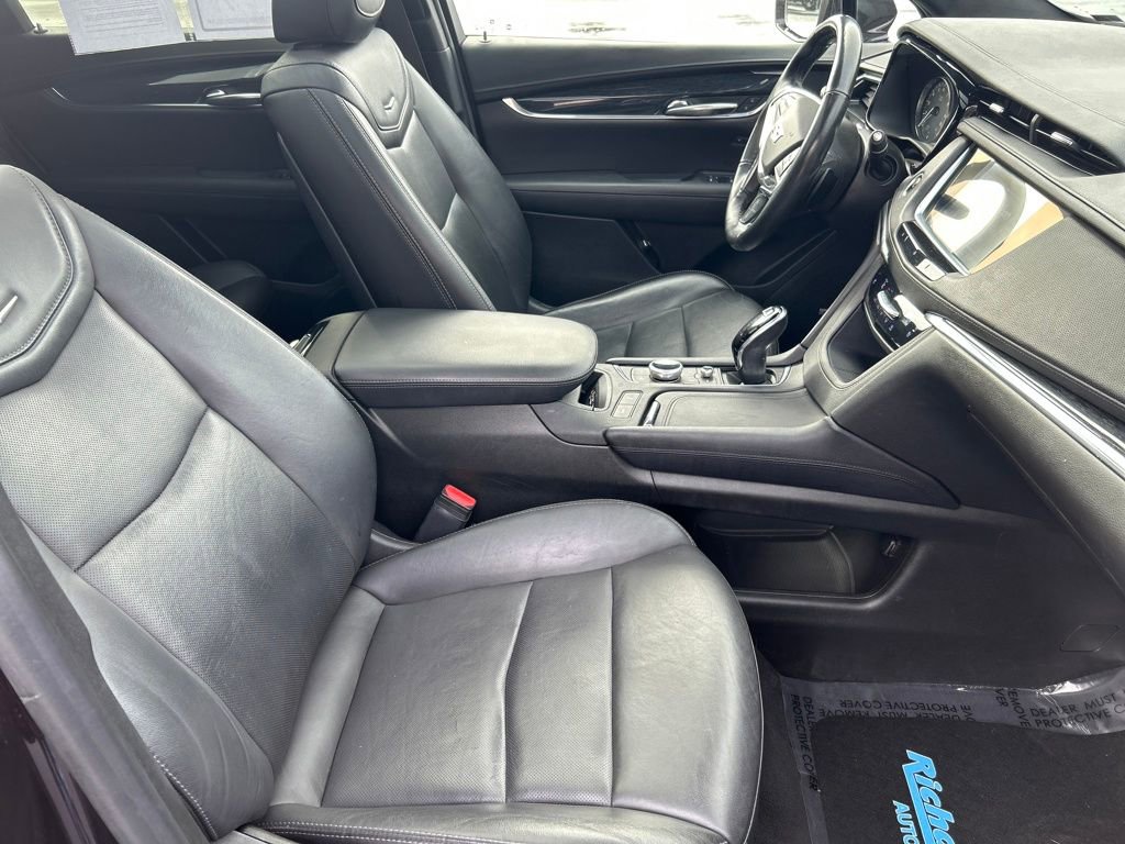 Used 2020 Cadillac XT5 Premium Luxury image 15