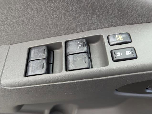 Used 2015 Nissan Frontier SV RWD image 10