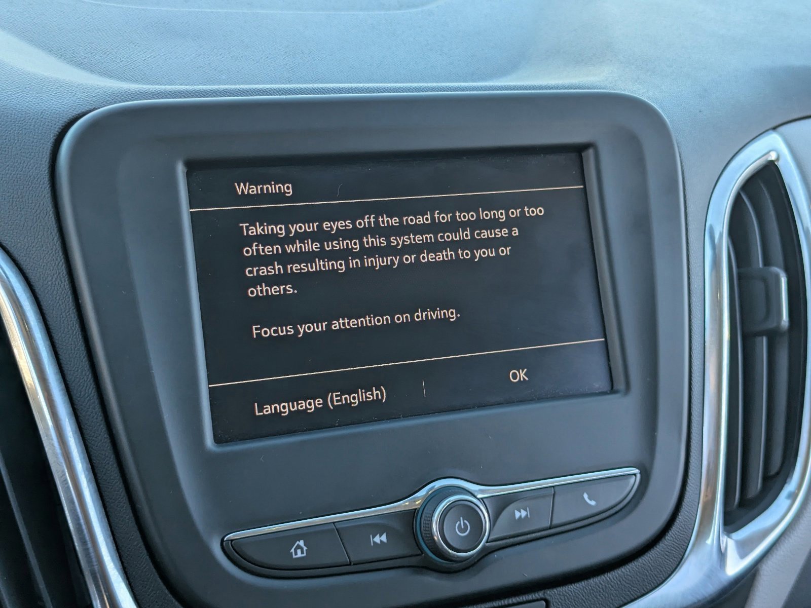 Used 2024 Chevrolet Equinox LS image 27