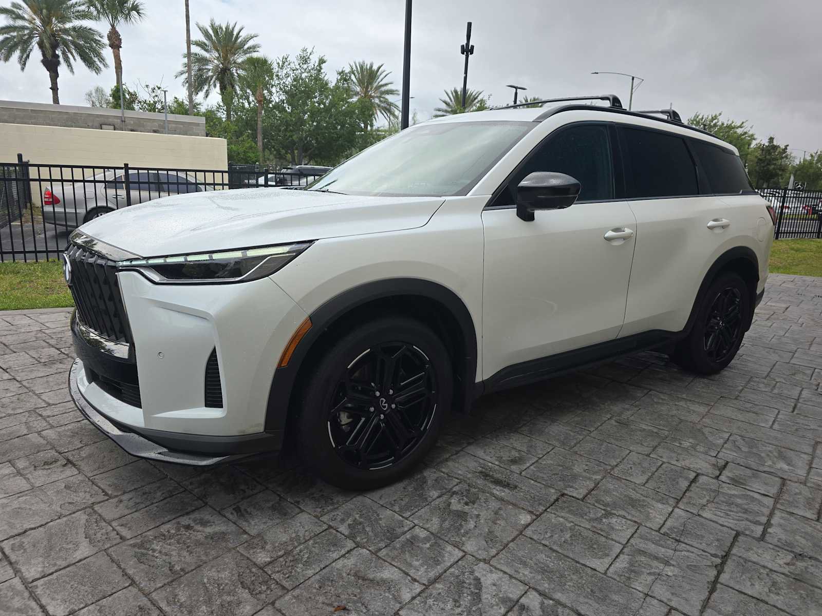 Certified 2026 INFINITI QX60 Sport w/ Dark Cargo Package image 8