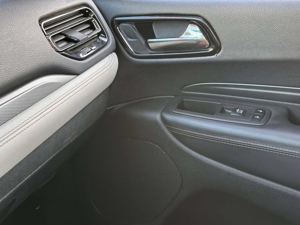 Used 2022 Dodge Durango R/T w/ Blacktop Package AWD/4WD image 29