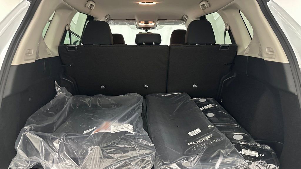 New 2026 Nissan Rogue SV w/ SV Premium Package image 12