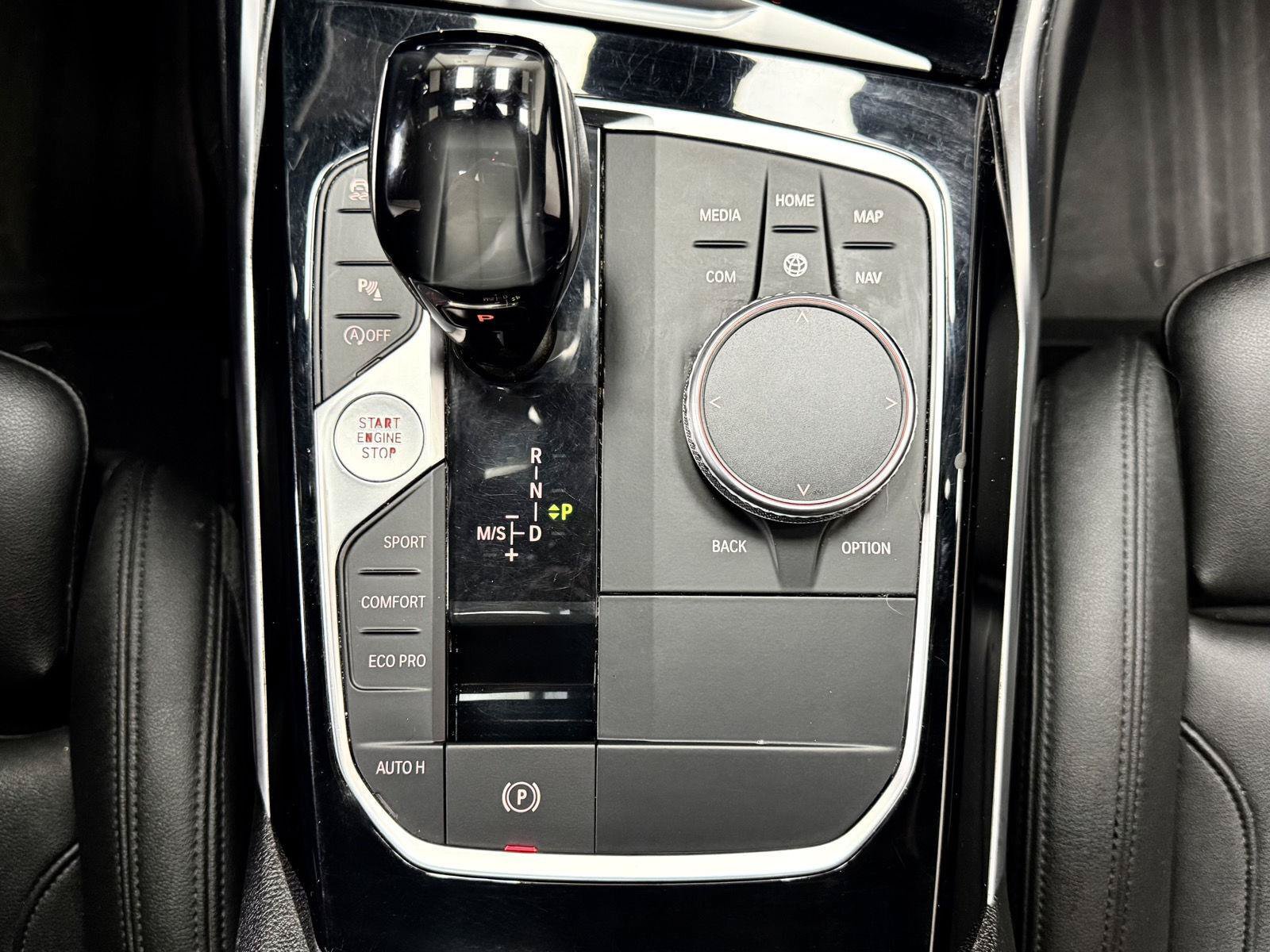 Used 2019 BMW 330i xDrive Sedan w/ Premium Package AWD/4WD image 27