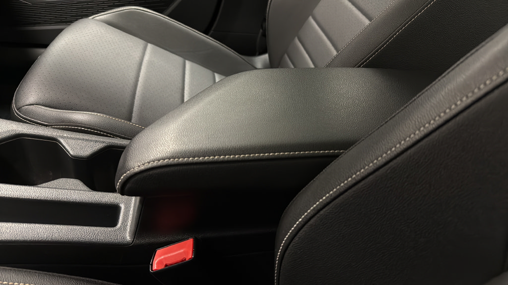 Certified 2024 Volkswagen Jetta SE FWD image 20
