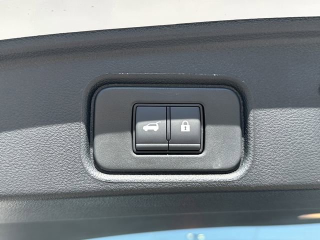 New 2026 Nissan Pathfinder SV AWD/4WD image 15