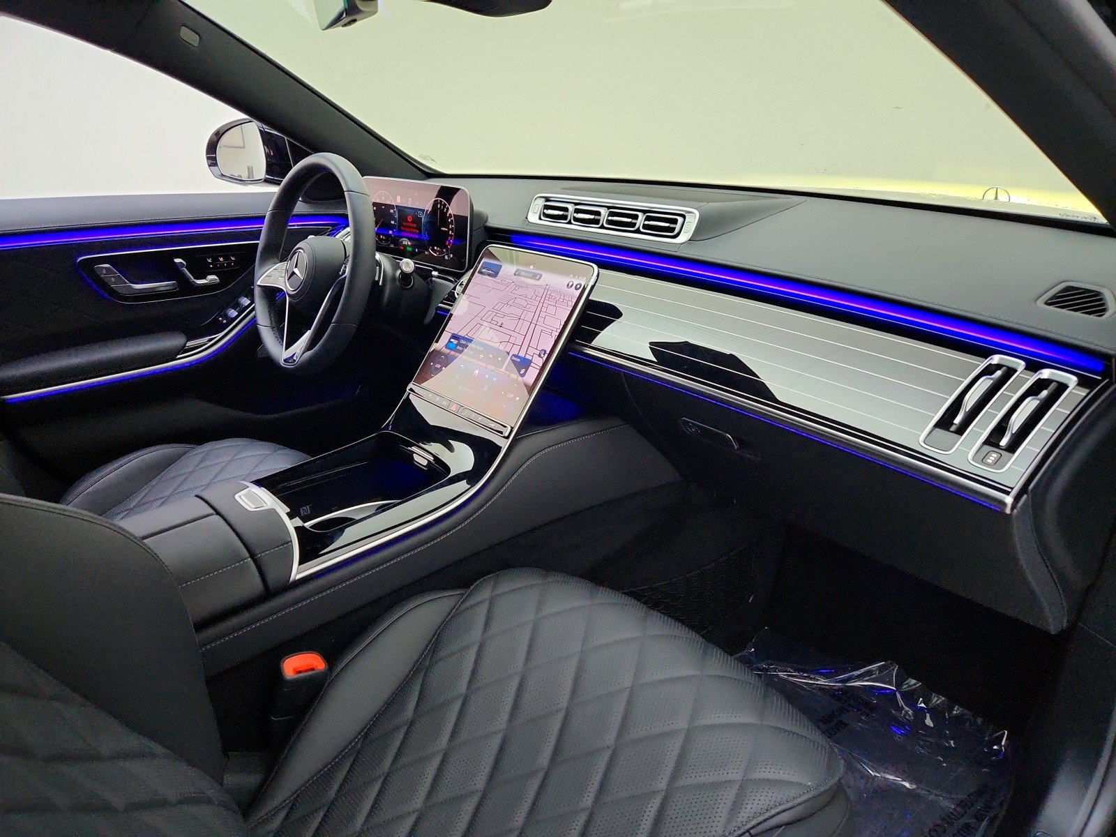 New 2026 Mercedes-Benz S 580e 4MATIC Sedan image 19