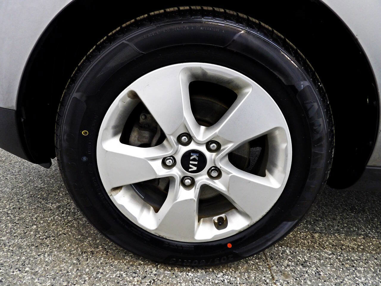 Used 2017 Kia Soul Base 4dr Crossover 6A image 17