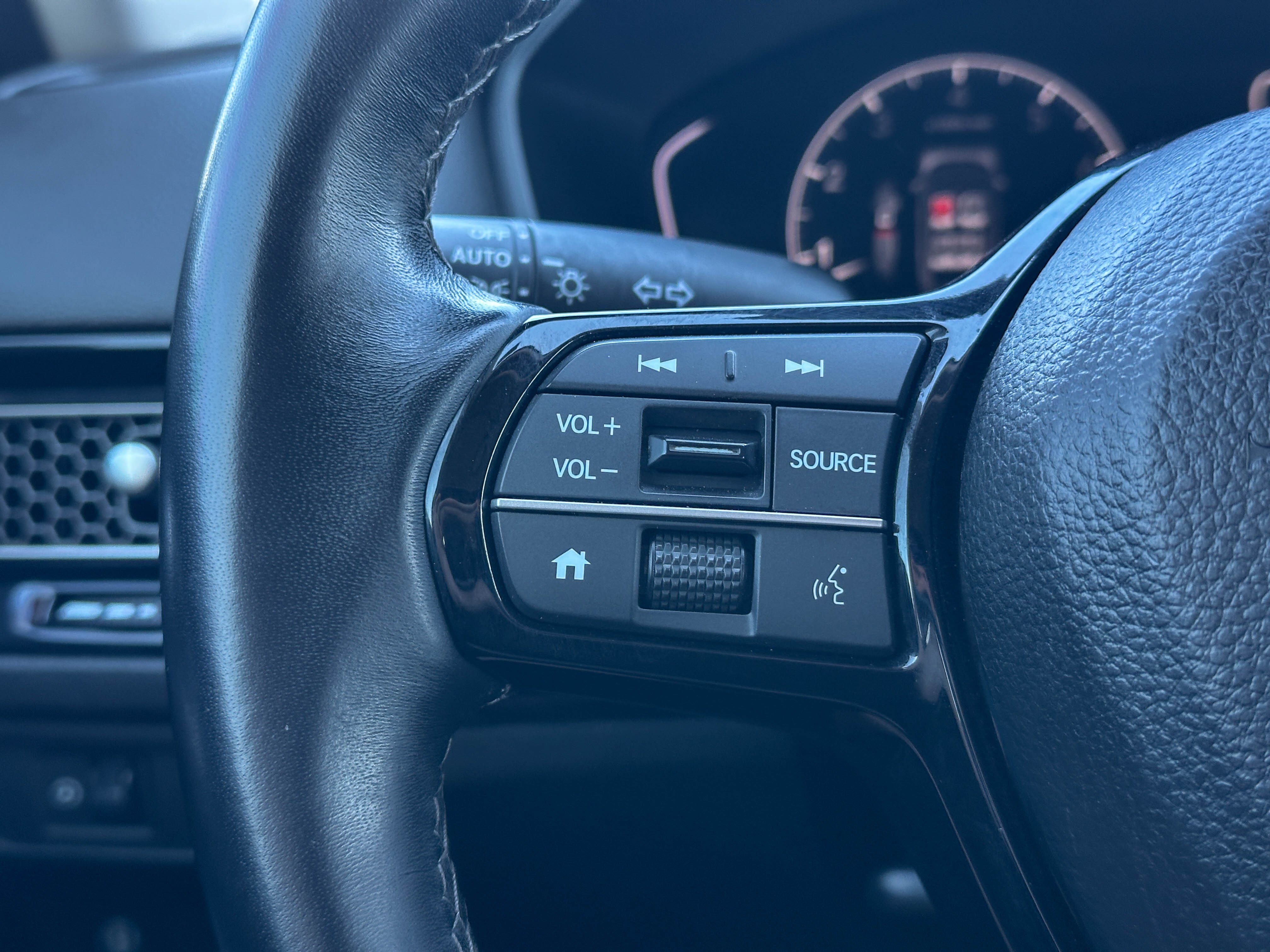 Certified 2023 Honda Civic EX image 31