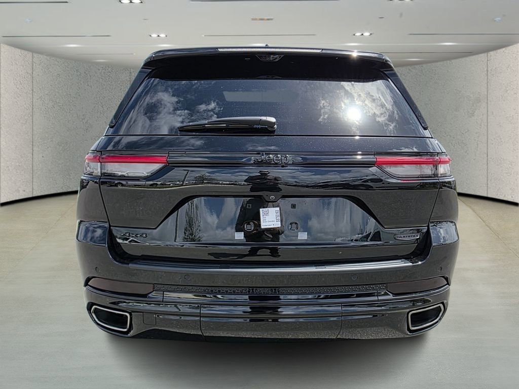 Used 2025 Jeep Grand Cherokee Summit w/ Adv Protech Group IV AWD/4WD image 4