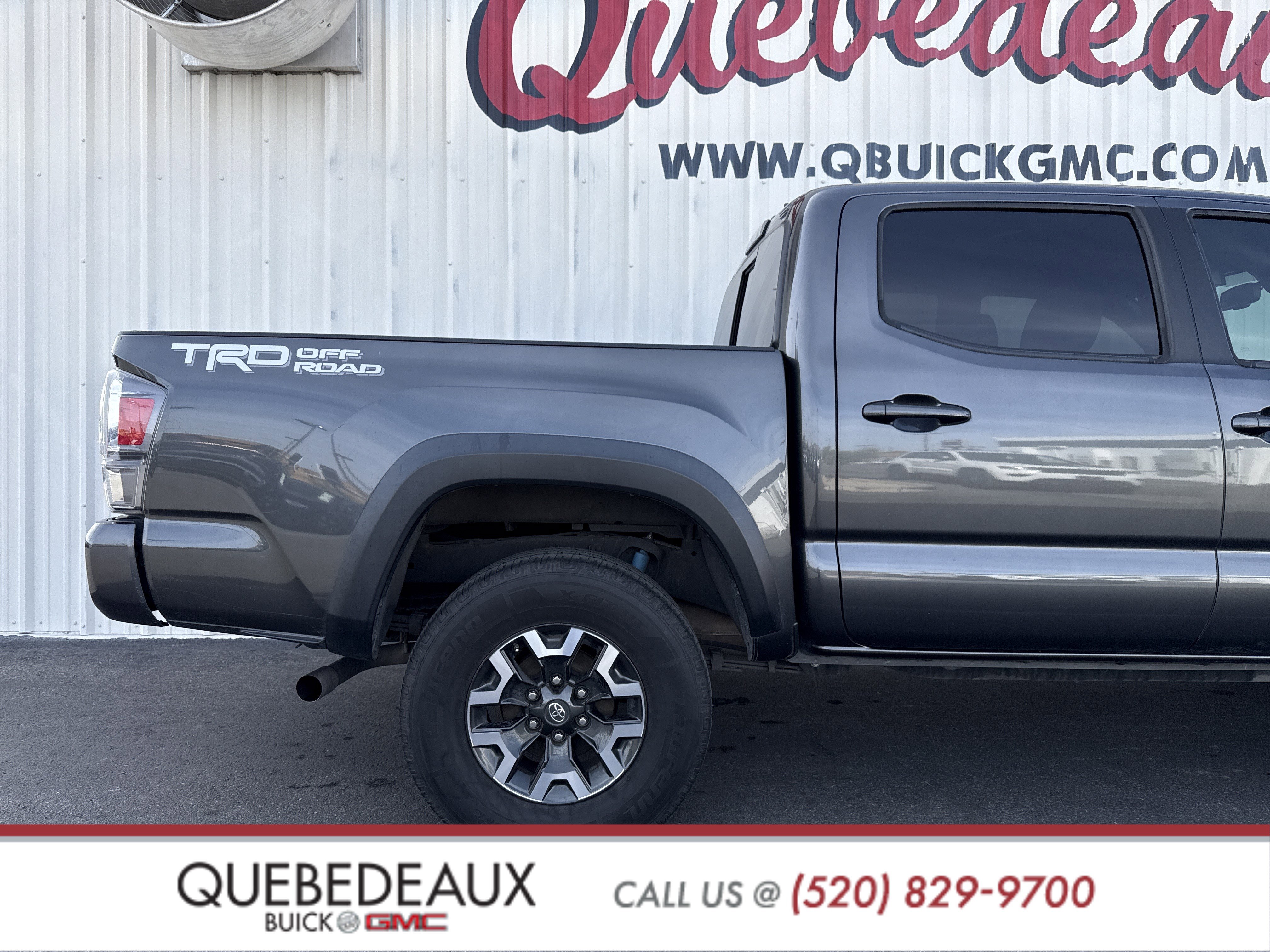 Used 2020 Toyota Tacoma TRD Off-Road image 20
