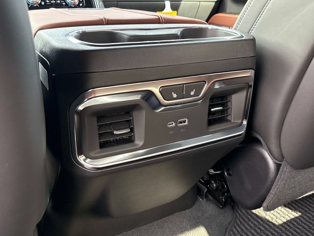 New 2026 GMC Sierra 2500 Denali Ultimate AWD/4WD image 14