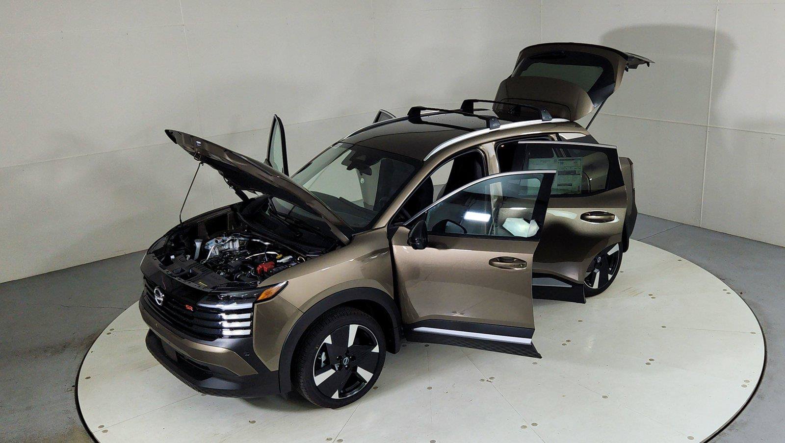 Used 2026 Nissan Kicks SR w/ Cold Weather Package AWD/4WD image 26