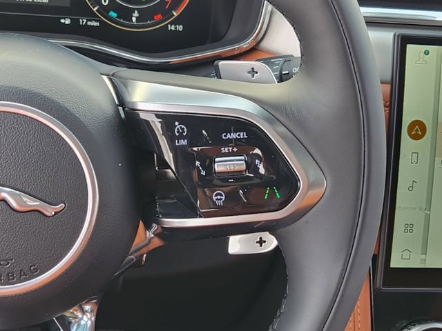 Used 2026 Jaguar F-PACE R-Dynamic S image 27