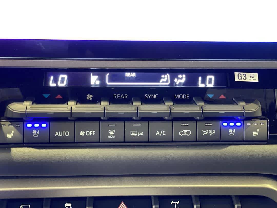New 2026 Toyota Sequoia Platinum AWD/4WD image 21