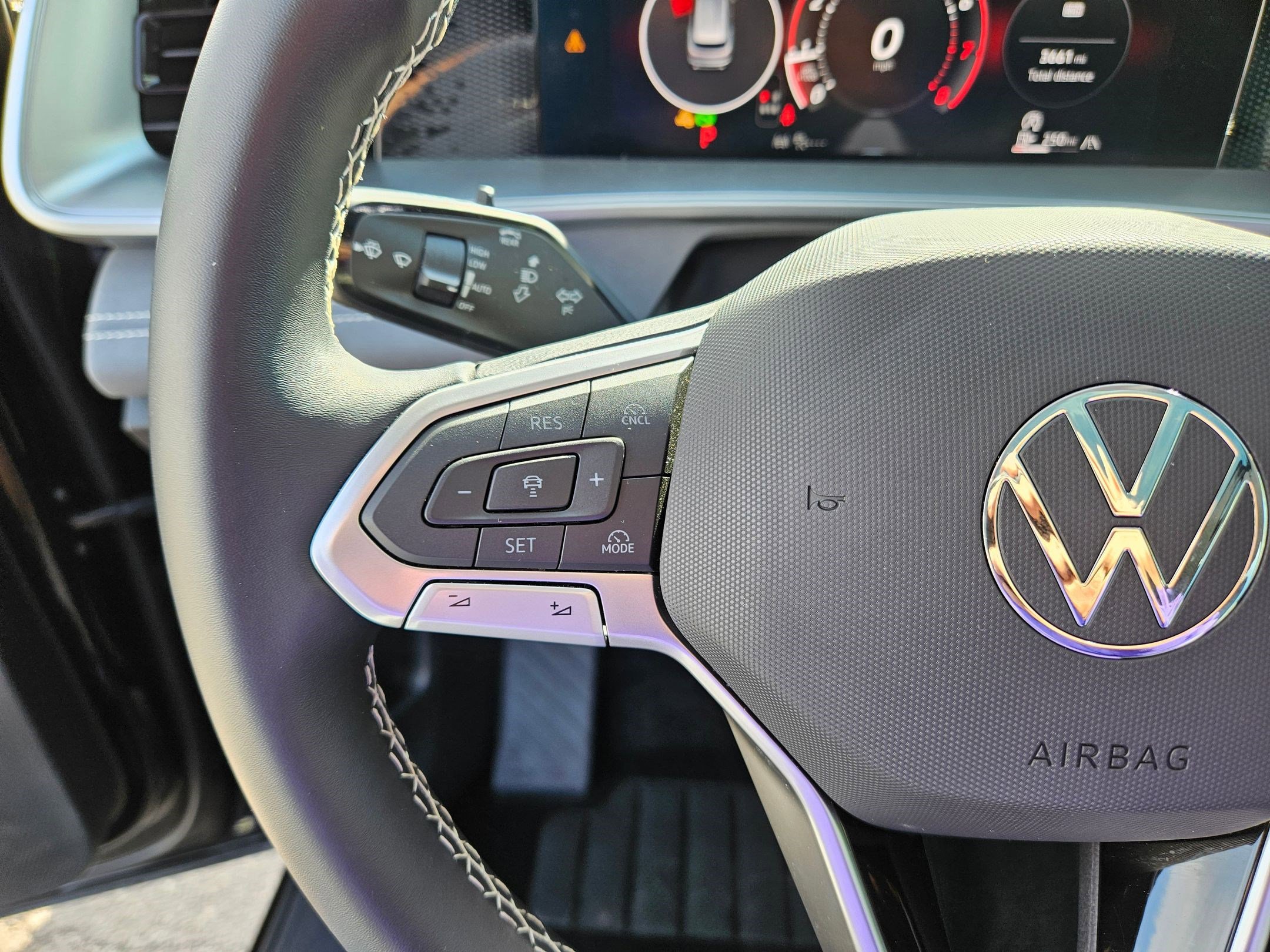 Used 2026 Volkswagen Tiguan SE image 21