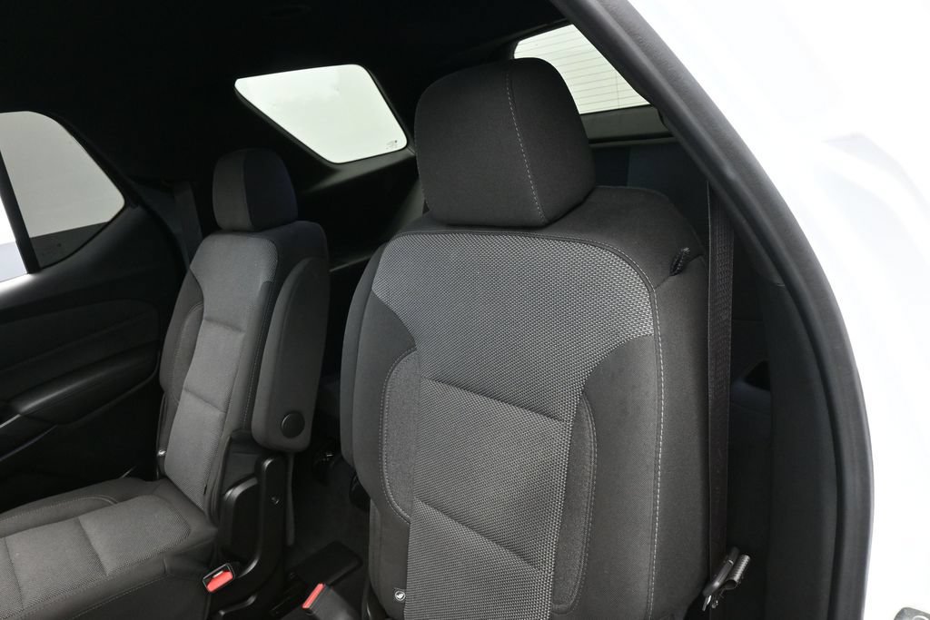 Used 2023 Chevrolet Traverse LT FWD image 30
