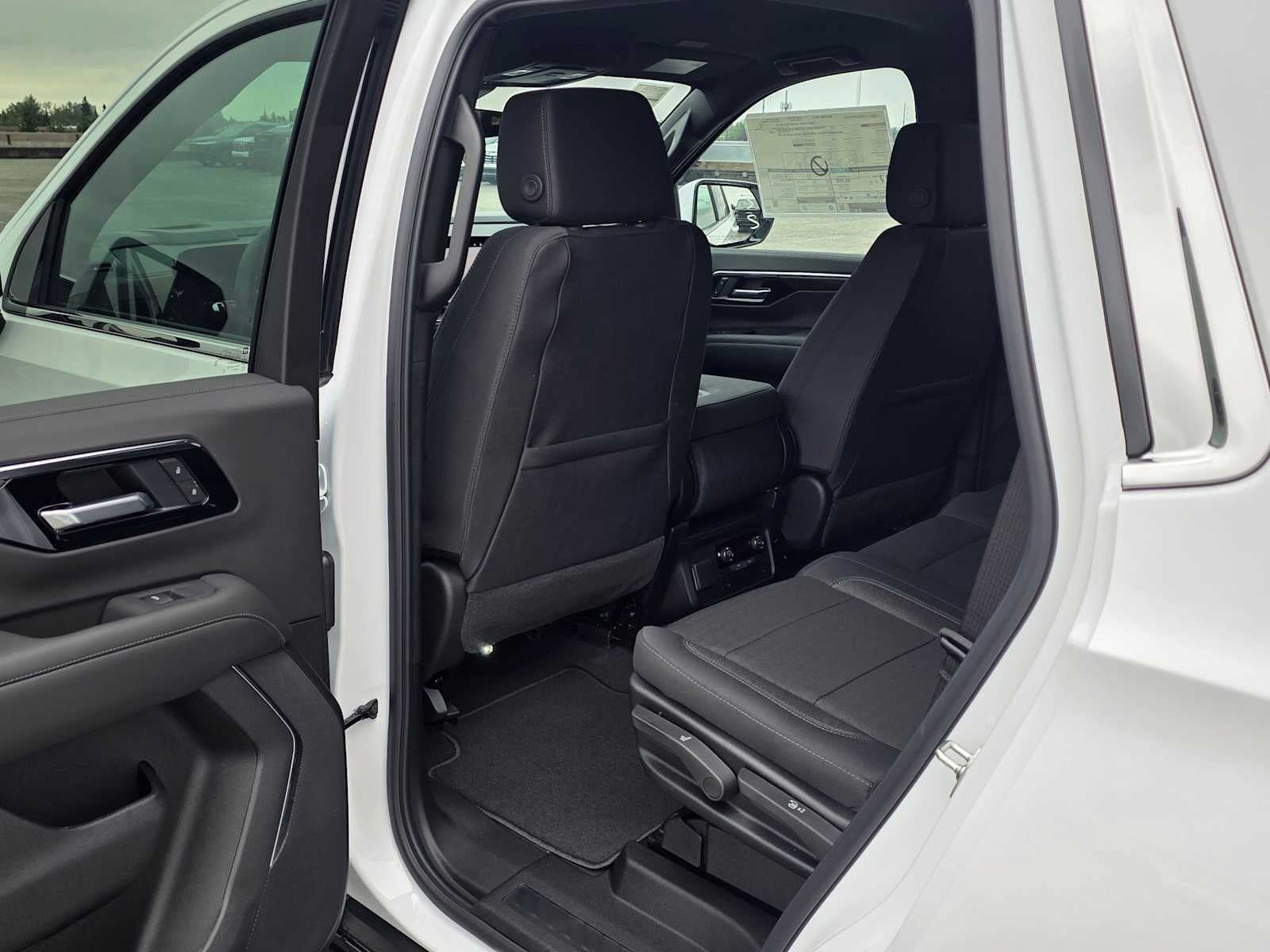 New 2026 Chevrolet Tahoe LS AWD/4WD image 15