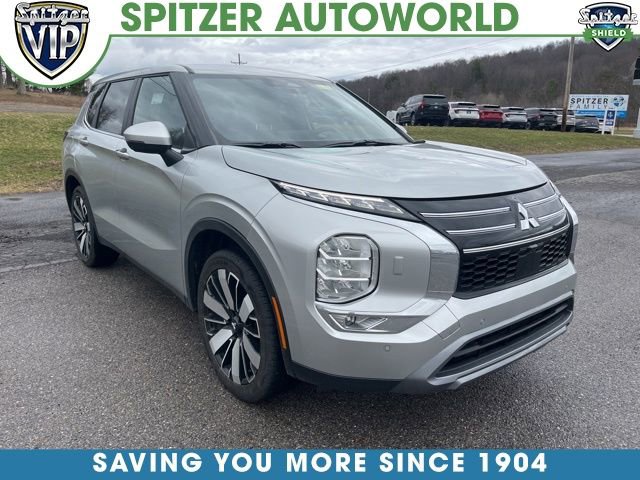 Used 2025 Mitsubishi Outlander SE