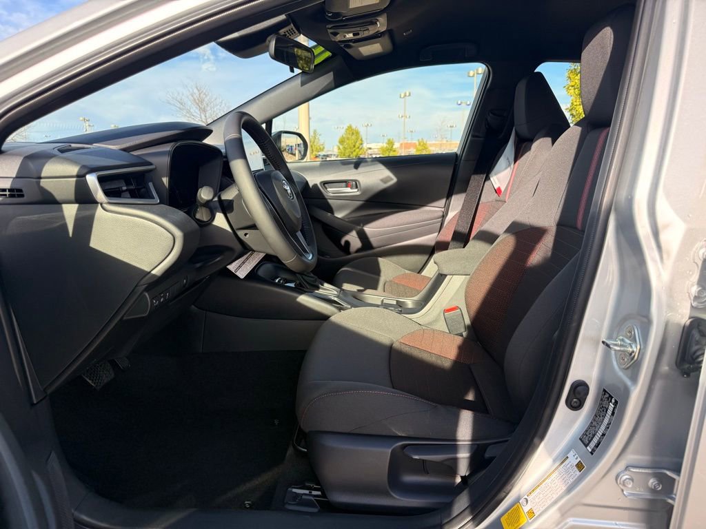 Used 2026 Toyota Corolla SE FWD image 10