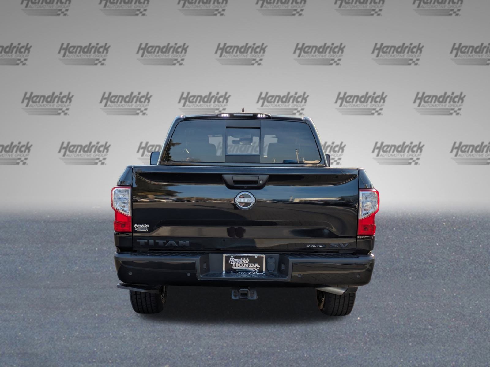 Used 2024 Nissan Titan SV w/ SV Convenience Package image 6