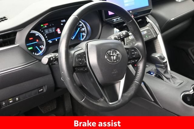 Certified 2024 Toyota Venza XLE AWD/4WD image 14