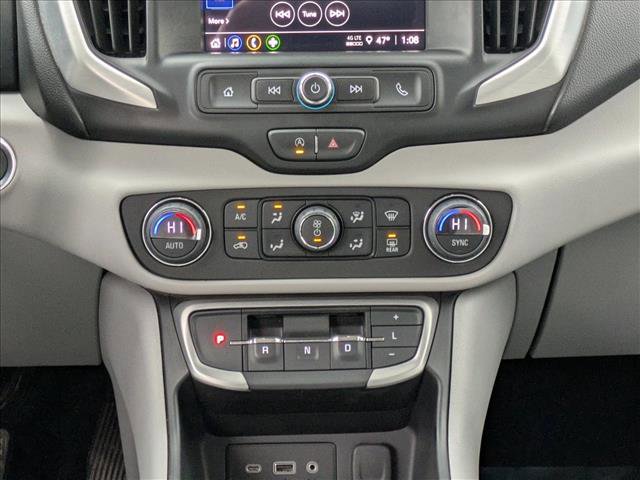 Used 2024 GMC Terrain SLE w/ Driver Convenience Package image 19