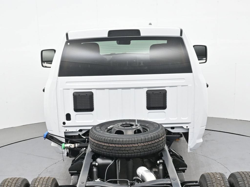 New 2026 RAM 3500 Tradesman AWD/4WD image 26